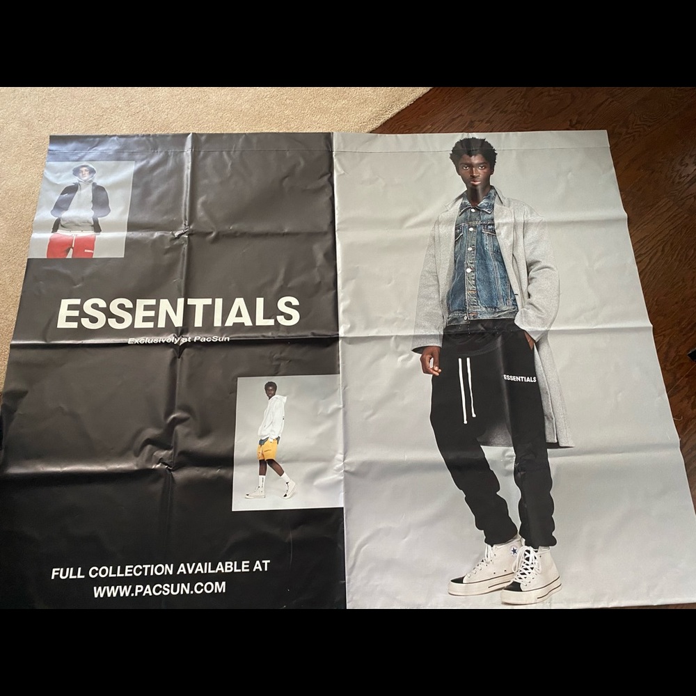Pacsun Essentials Poster - Picture 2 of 2